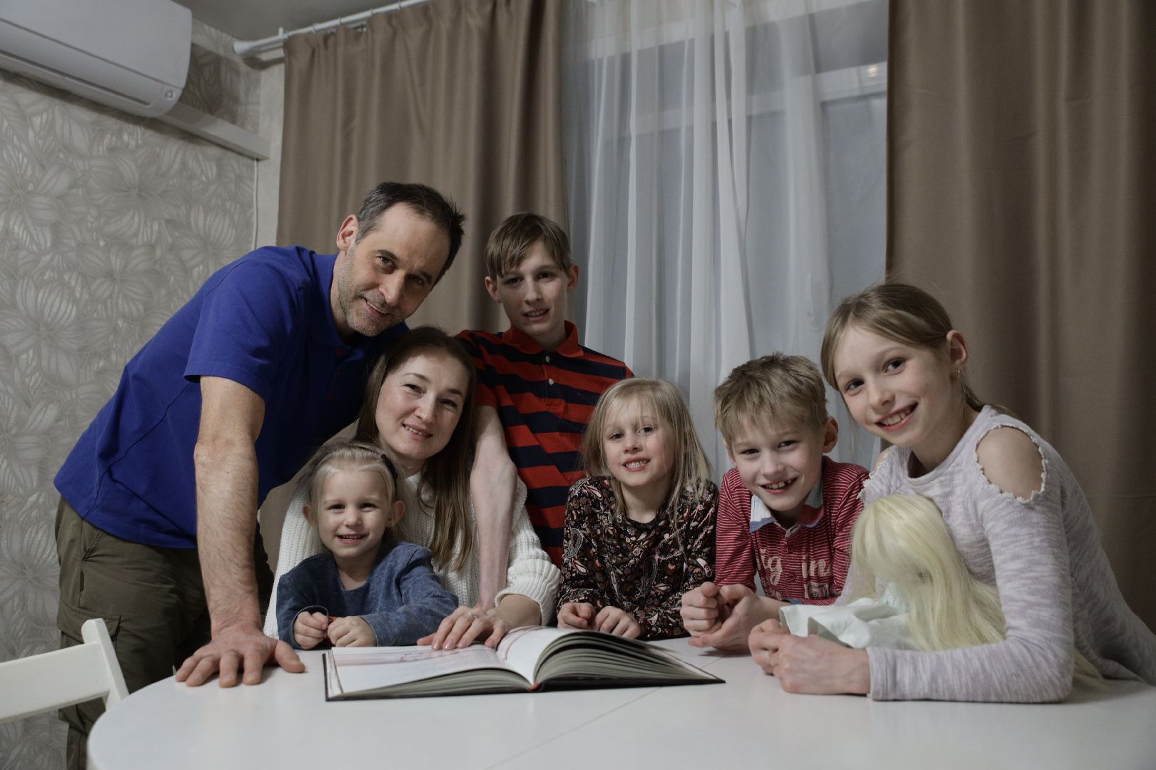 многодетная мама, жители, общество, ногинск, 5 детей, большая семья, год семьи, день матери, вертикалки