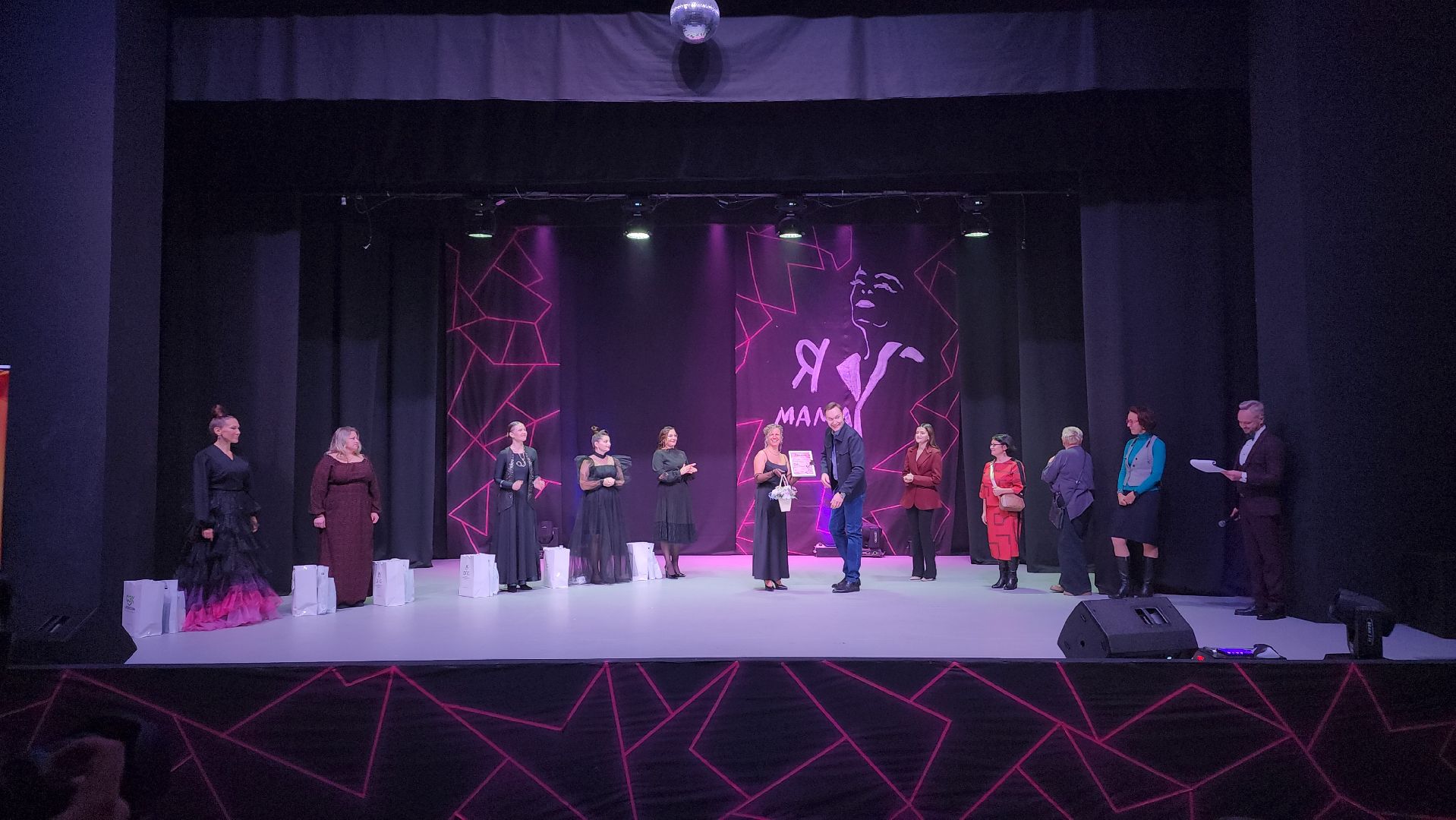 День матери, мамы подмосковья, многодетные мамы, Лосино-Петровский,