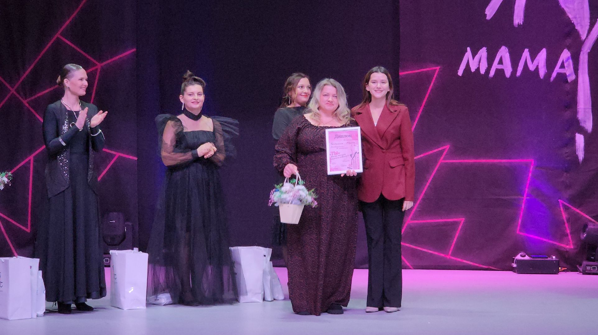 День матери, мамы подмосковья, многодетные мамы, Лосино-Петровский,