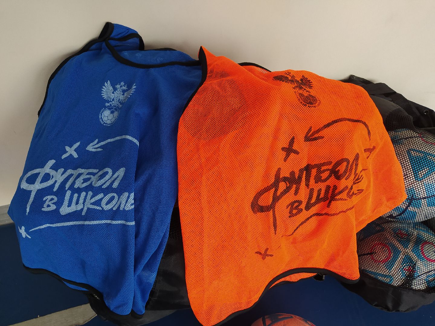 Спорт, футбол, инвентарь, мяч, школа