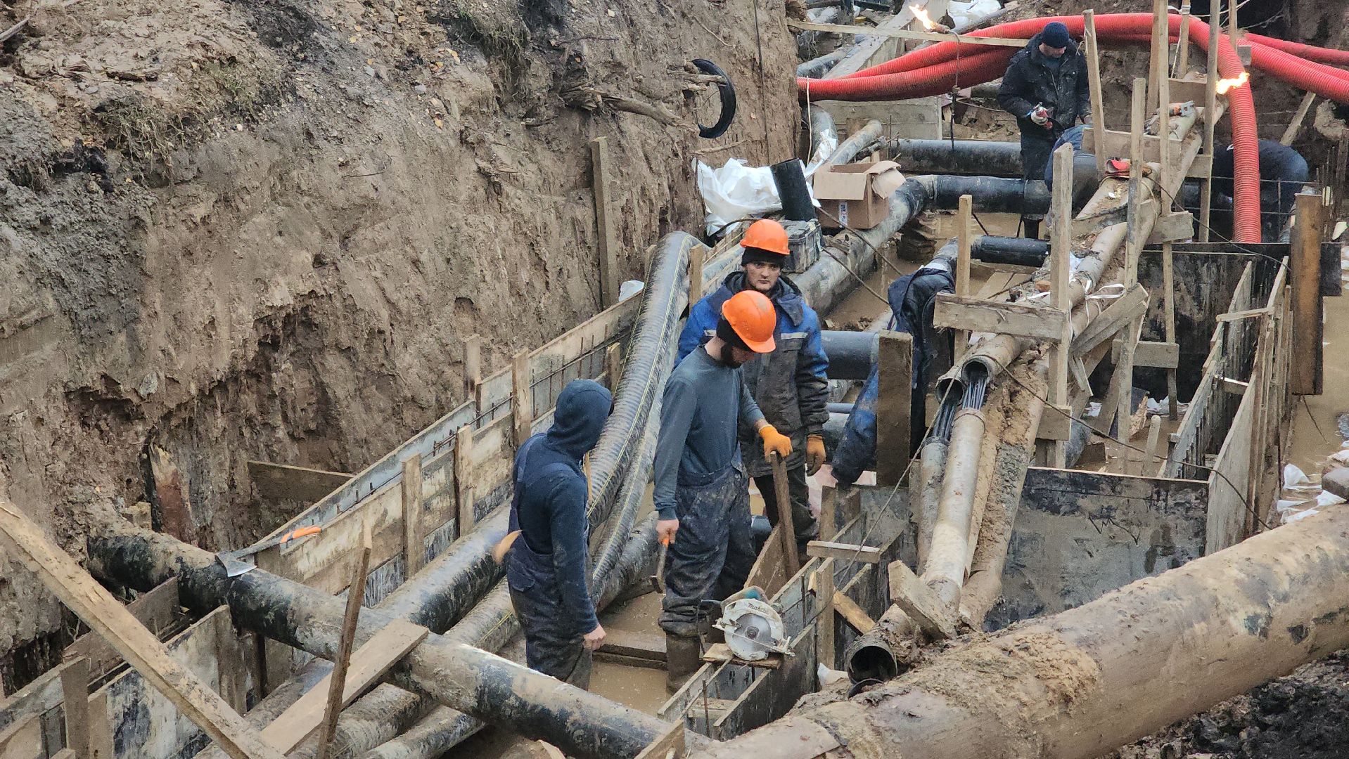 трубы, отопление, гвс, тепло, инвестиционная программа, мосэнерго, вертикалки,