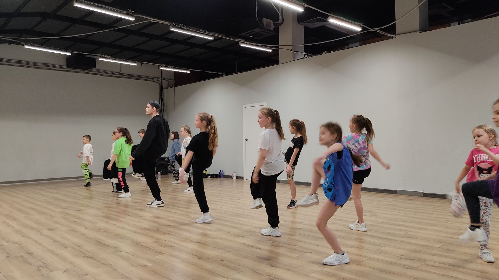 Лобня, образование, танцы