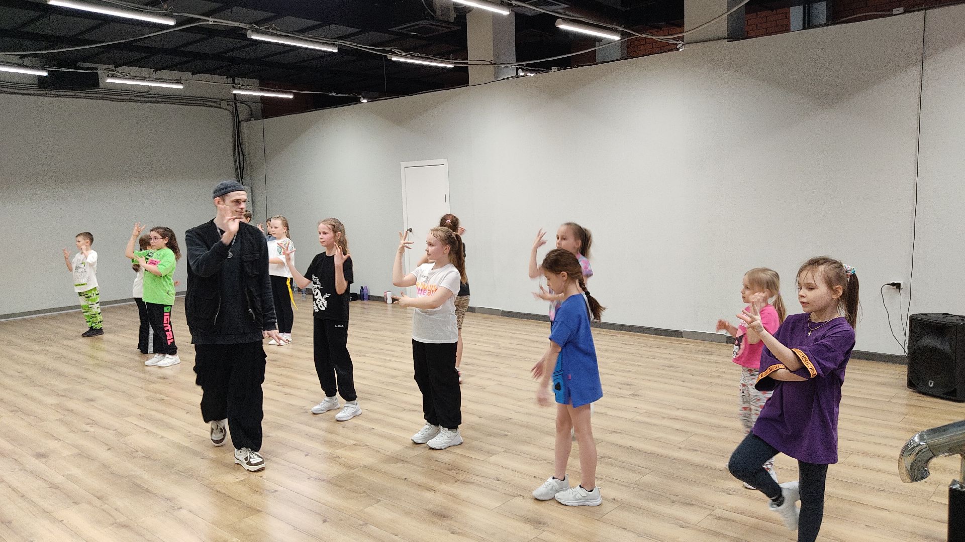 Лобня, образование, танцы