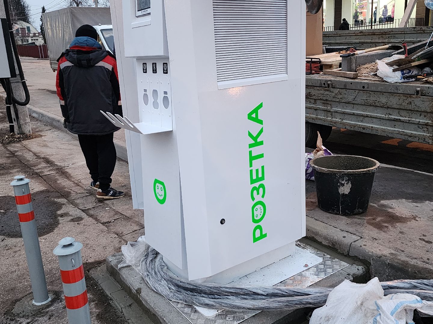 волоколамск, электроавтомобили, электрозарядные станции, вертикалка,