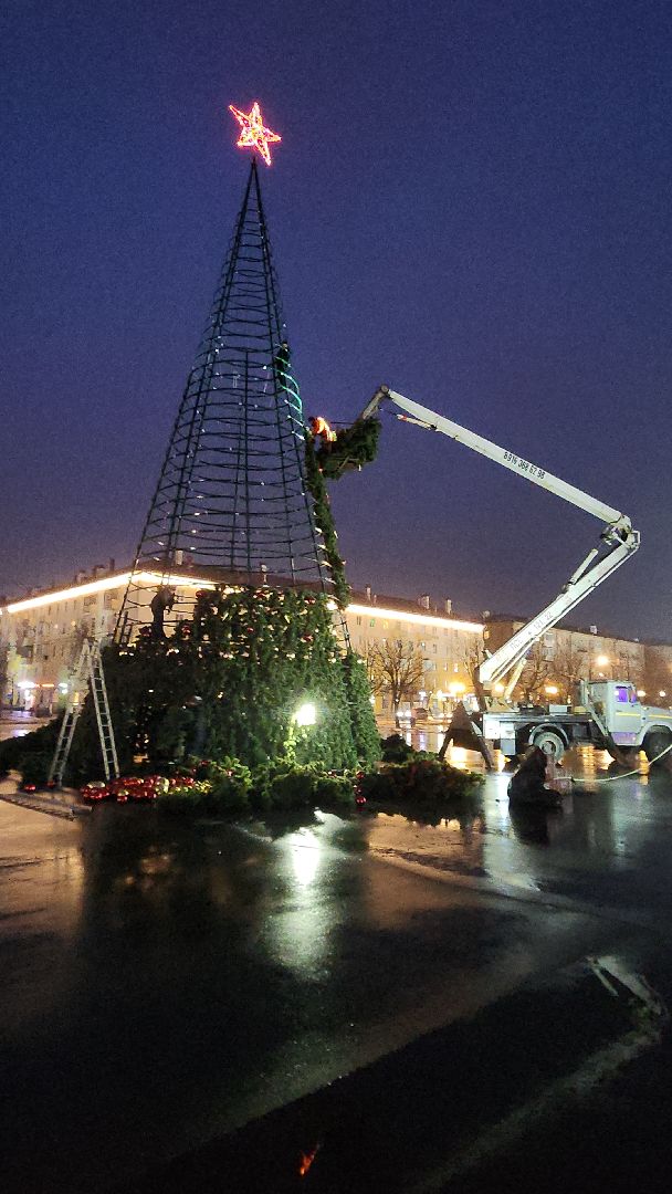 ёлка, новогодняя елка, электросталь, зимний сезон, праздник, новогоднее оформление, новогоднее настроение, новогоднее украшение, мбу, мбу благоустройство, вертикалка, вертикальное видео,