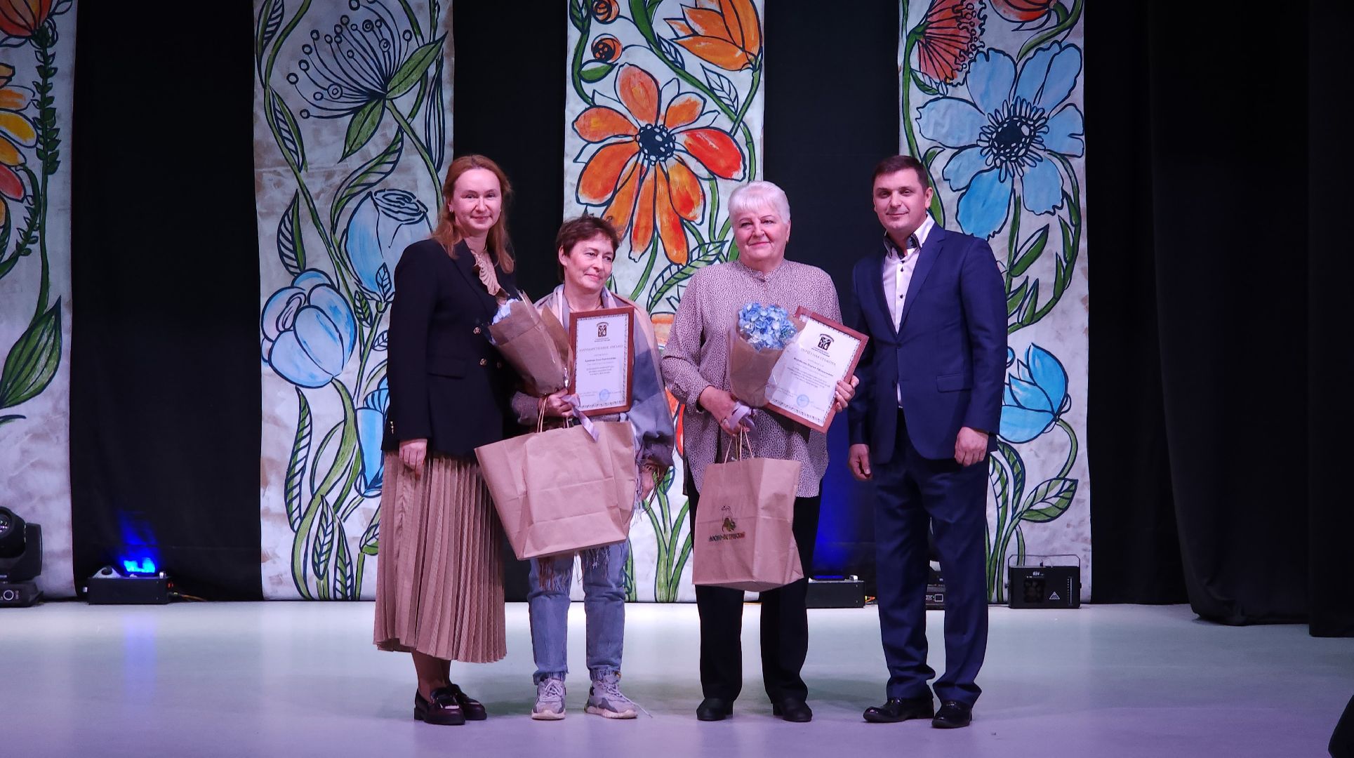 праздник, День матери, мамы подмосковья, многодетные мамы, дети, Лосино-Петровский,