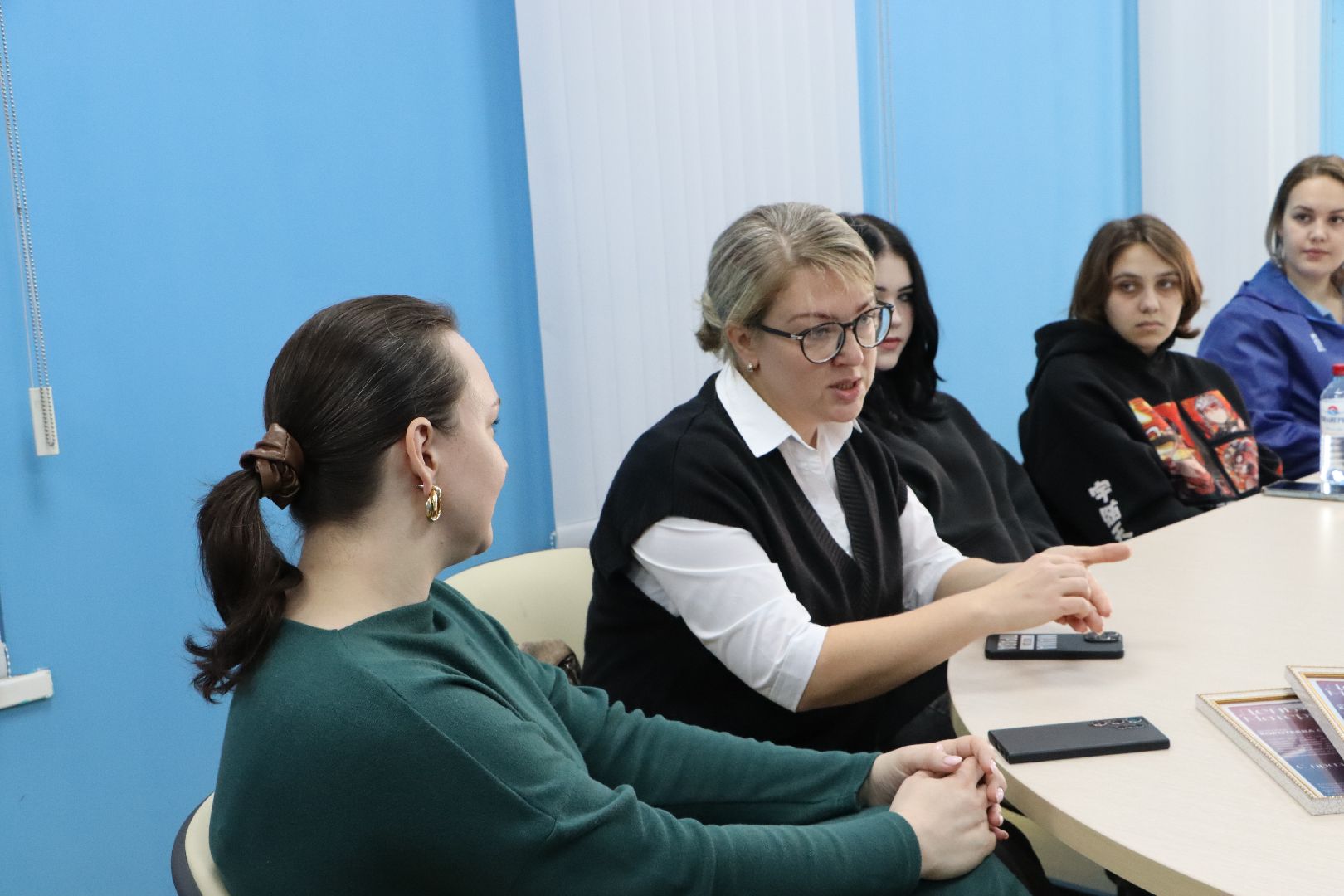 Серебряные Пруды, День матери, диалог на равных, колледж, студенты, вертикалки