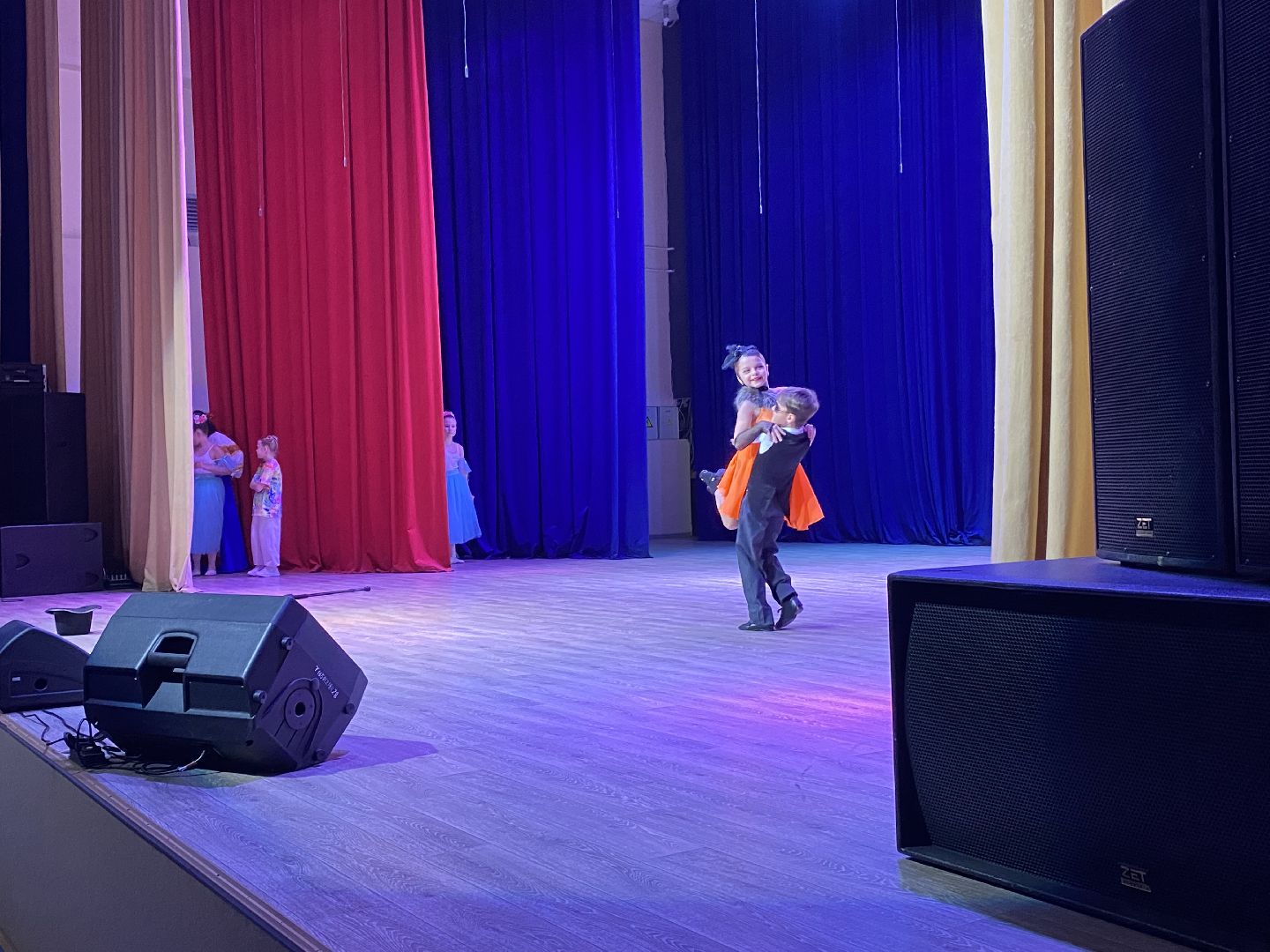 подольск, концерт, день матери, дворец молодежи,