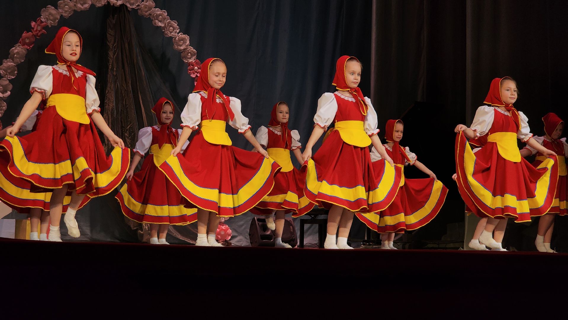 День матери, концерт, Центр культуры Акрихин, Старая Купавна, Богородский городской округ,