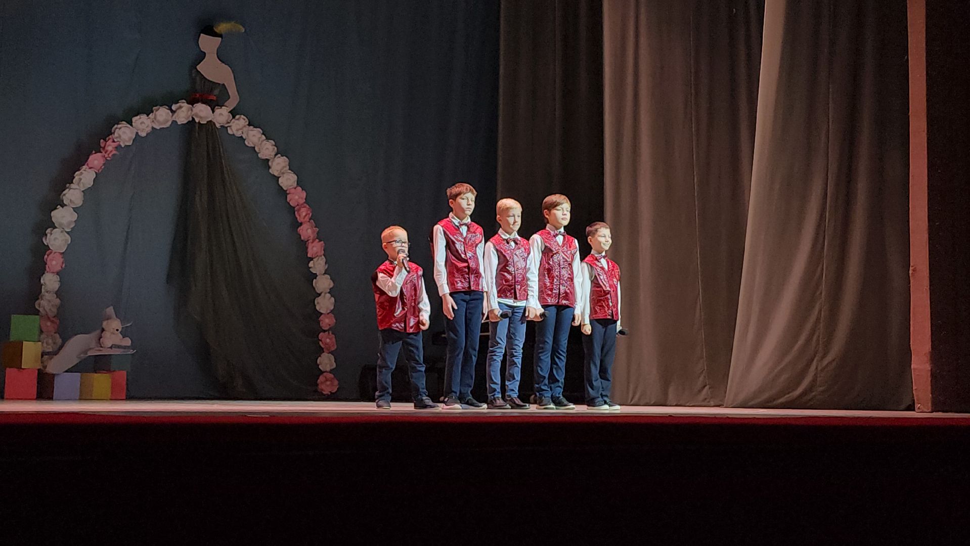 День матери, концерт, Центр культуры Акрихин, Старая Купавна, Богородский городской округ,