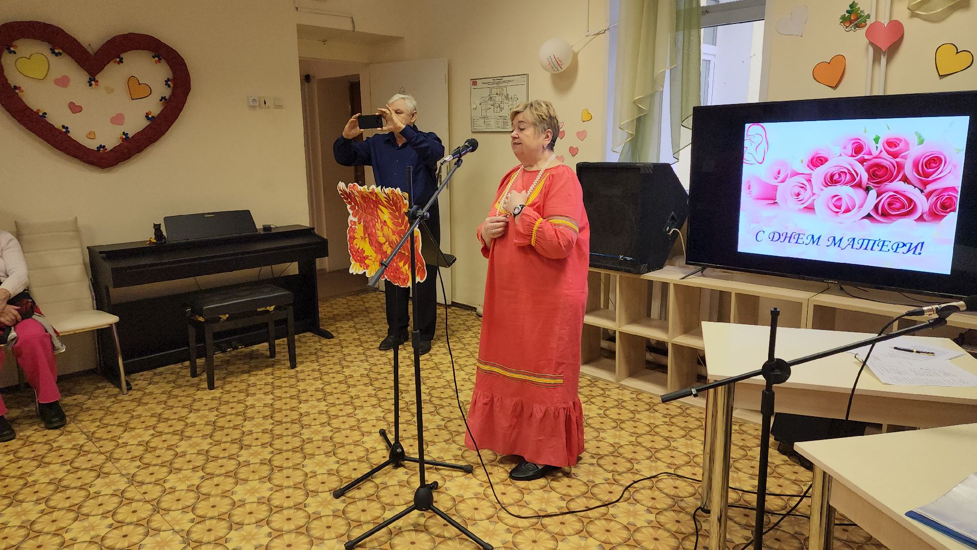 вертикалки, пушкино, центр социального обслуживания, концерт, день матери,песни,активное долголетие,получатели социальных услуг,