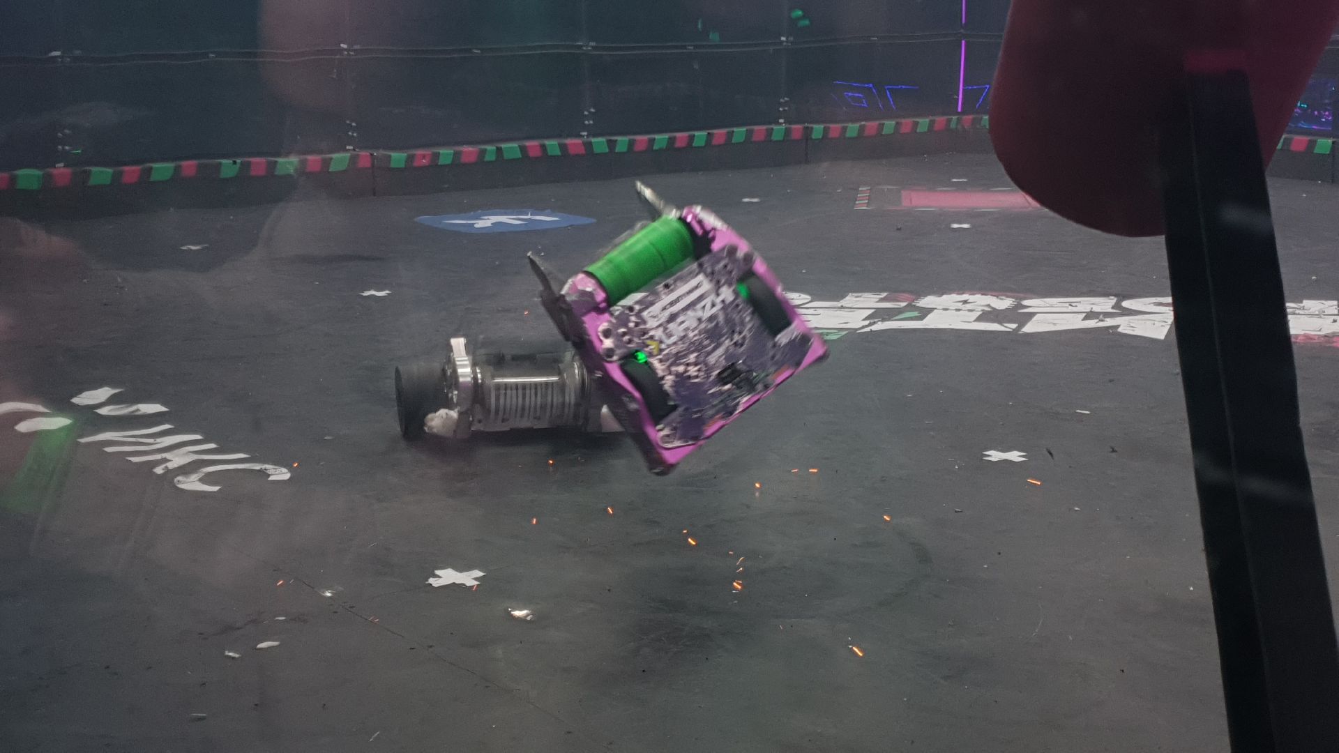 вертикалки, мытищи, арена мытищи, роботы, битва роботов,