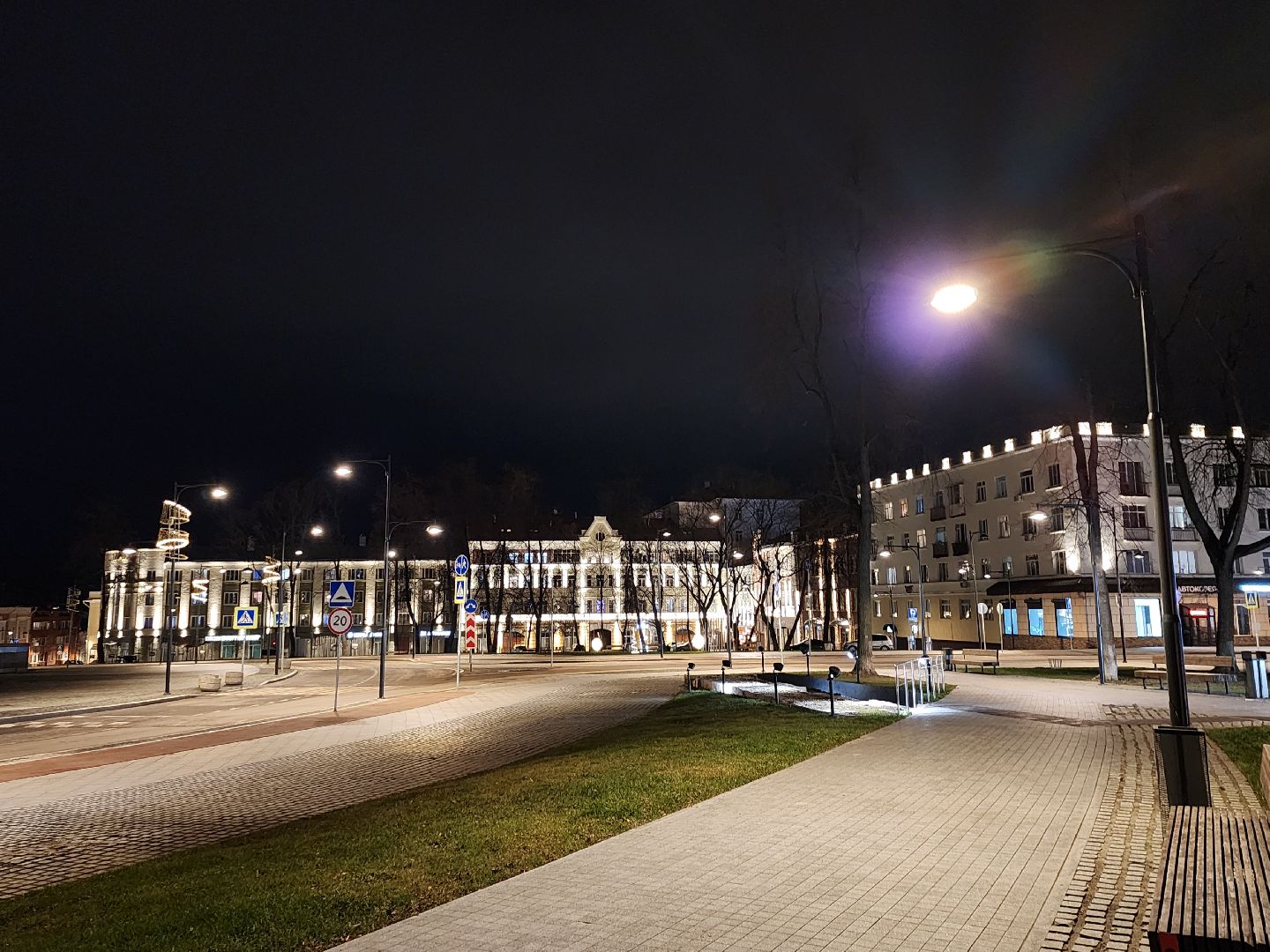 серпухов, подмосковье, украсили площадь, новый год, иллюминация, вертикалки,