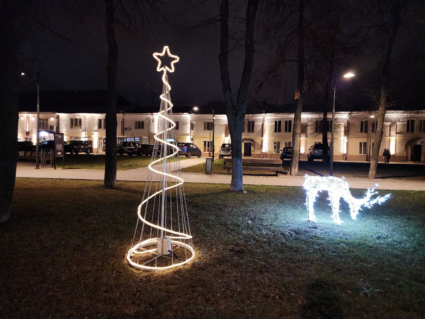 серпухов, подмосковье, украсили площадь, новый год, иллюминация, вертикалки,