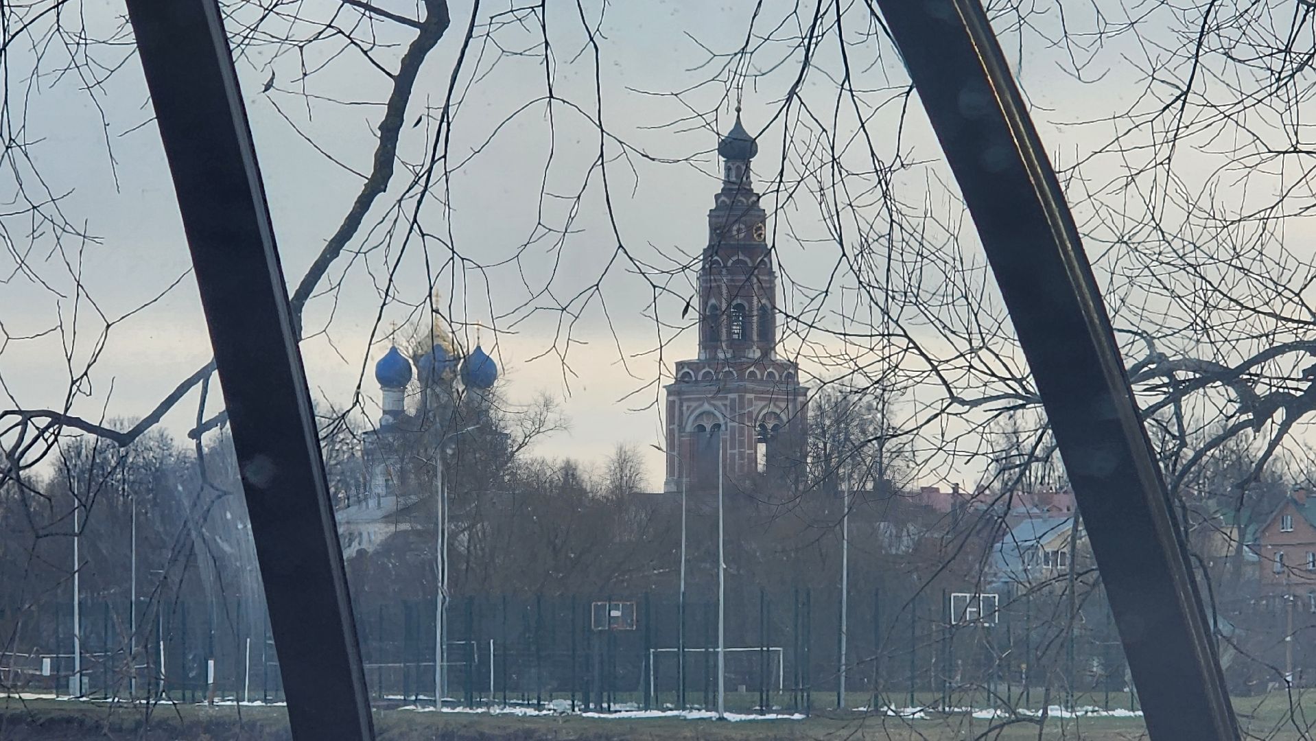 Бронницы, резиденция Деда Мороза, Парк Бронницкий Луг, Подготовка к новому году, Вертикалка, Вертикальное видео,