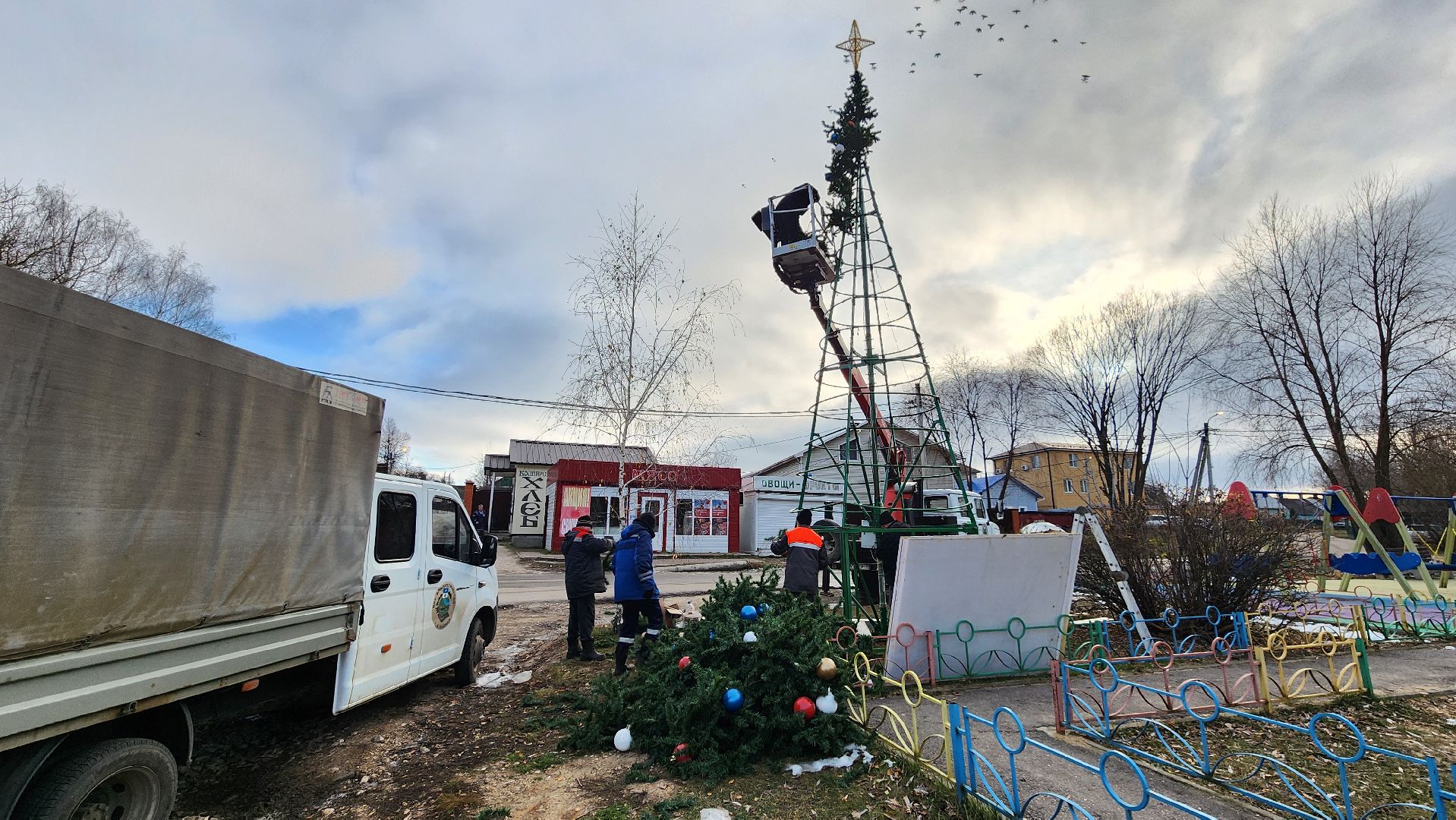 кашира, новогодняя елка, украшение города, вертикалки,