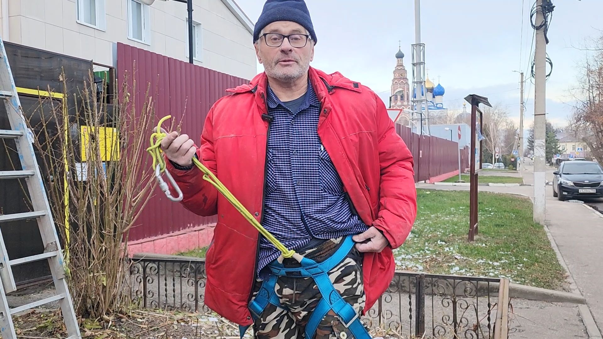 Бронницы, Украшение города к новому году, Горный турист из Бронниц, молодежный центр алиби, Вертикальное видео, Вертикалка,туризм, Горный туризм, Новый год, Алиби молодежный центр, Гирлянда,