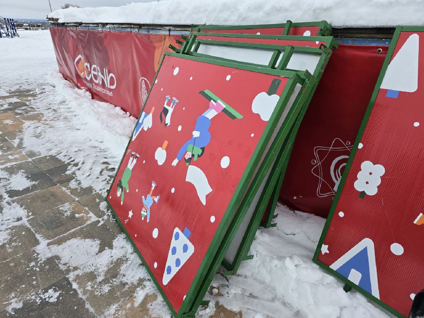 можайск, можайский городской округ, подмосковье, парк, парк ривьера, новый год, новогодние праздники, дед мороз, новогодняя ель, вертикалки,