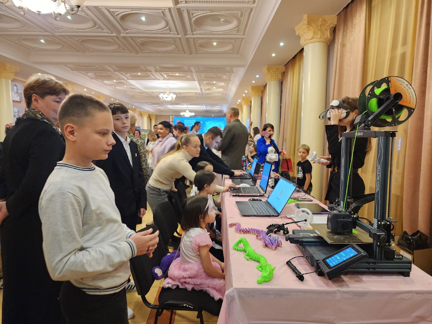 ногинск, богородский округ, жители, общество, день матери, матари, премия главы, глава округа, праздник, развлечения,