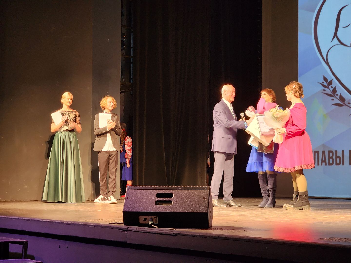 общество, жители, глава округа, Богородский округ, Ногинск, премия главы, день матери, мама,