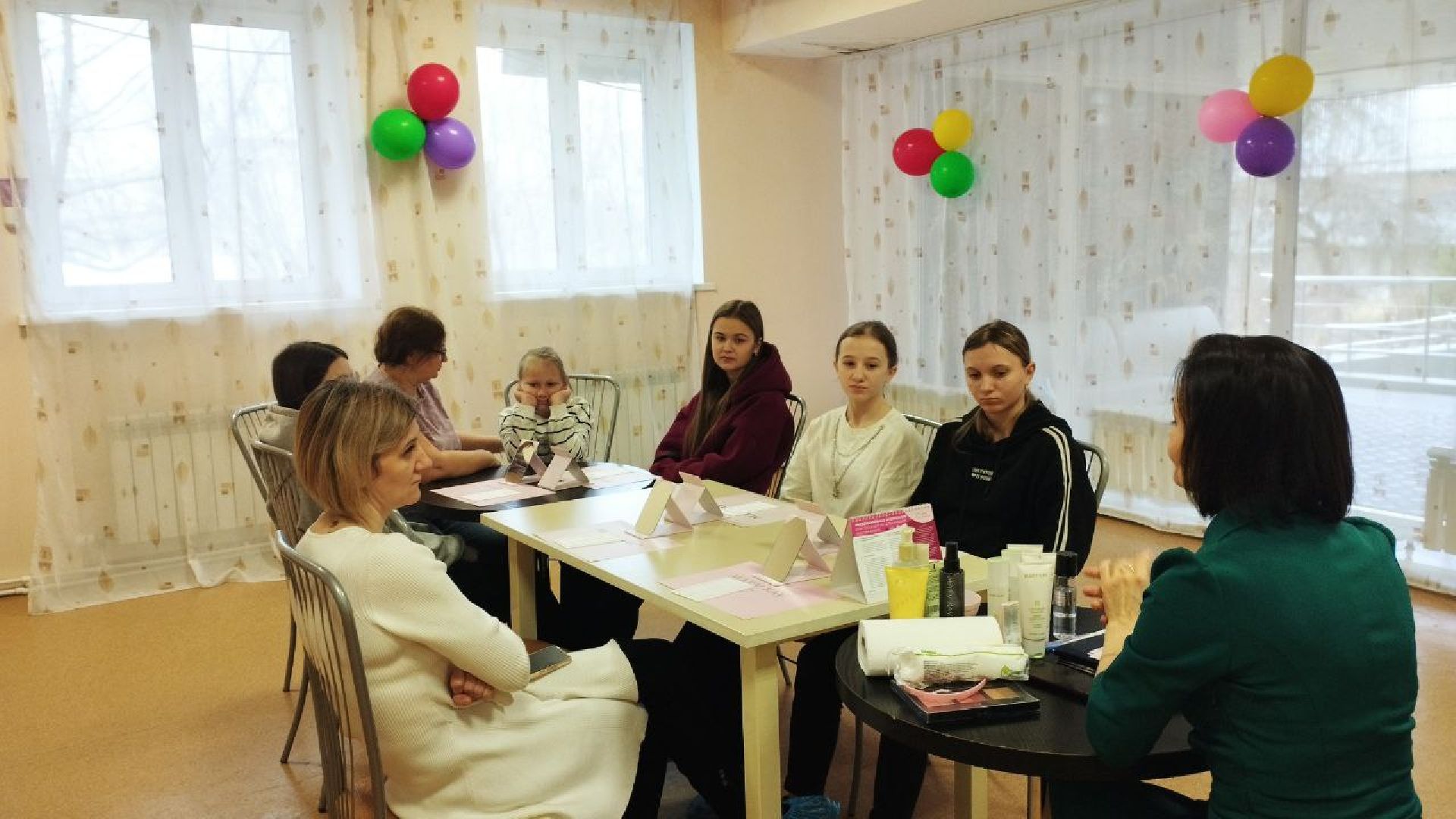 вертикалки, ивантеевка, уход за лицом, уход за кожей, косметология, мамы, дочки-матери, красота, центр социального обслуживания,