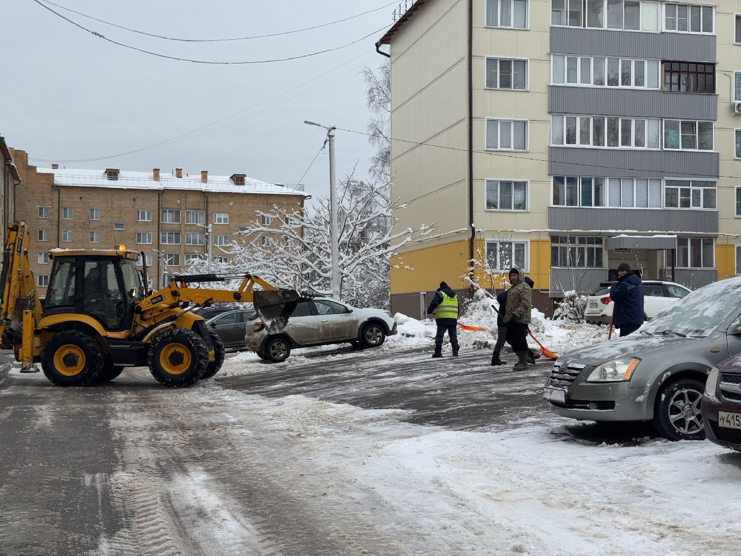 шаховская, снег, очистка дворов, коммунальная служба, вертикалки,