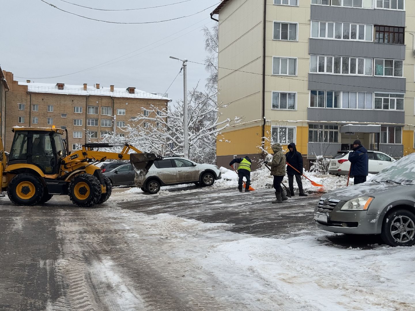 шаховская, снег, очистка дворов, коммунальная служба, вертикалки,