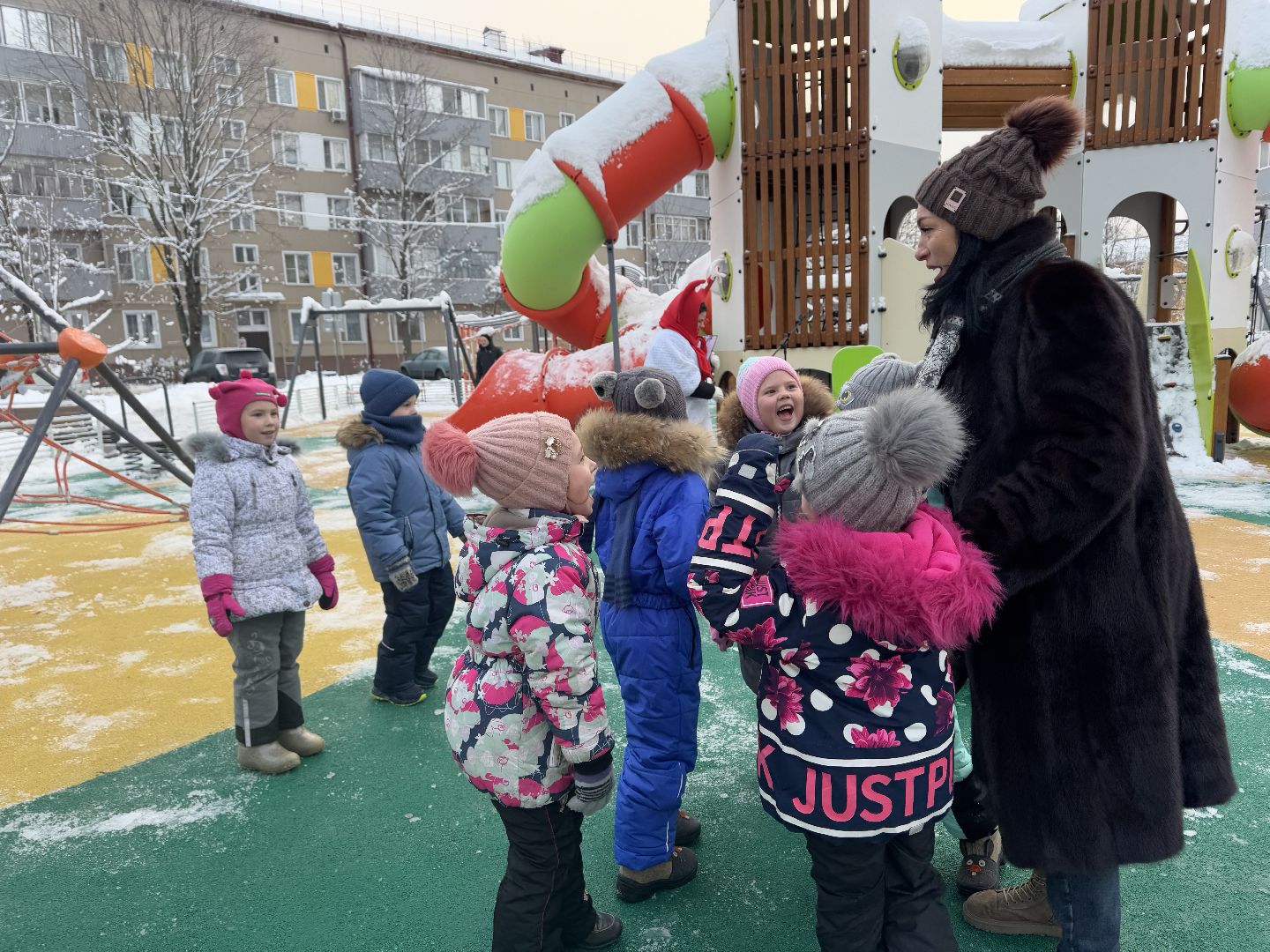 шаховская, детская площадка, открытие детской площадки, вертикалки,