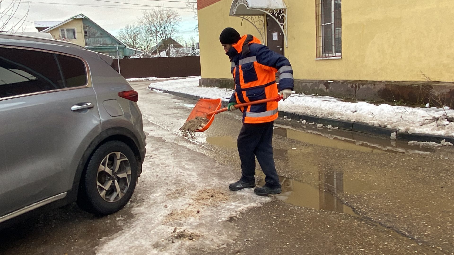 реагенты, уборка дорог, Снег, наледь, бригада рабочих, уборка дворов, вертикалки,