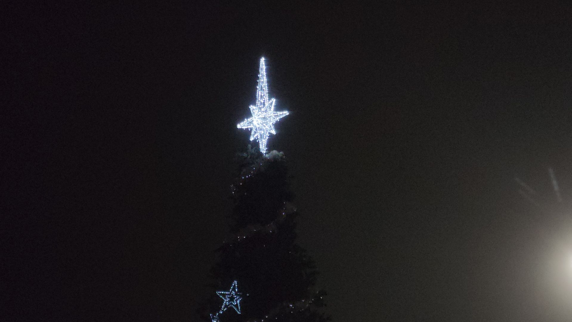 Павловский Посад, Городской округ Павловский Посад, Жители, украсили площадь, Елка, Гирлянды, Праздники, вертикалка, вертикальное видео,