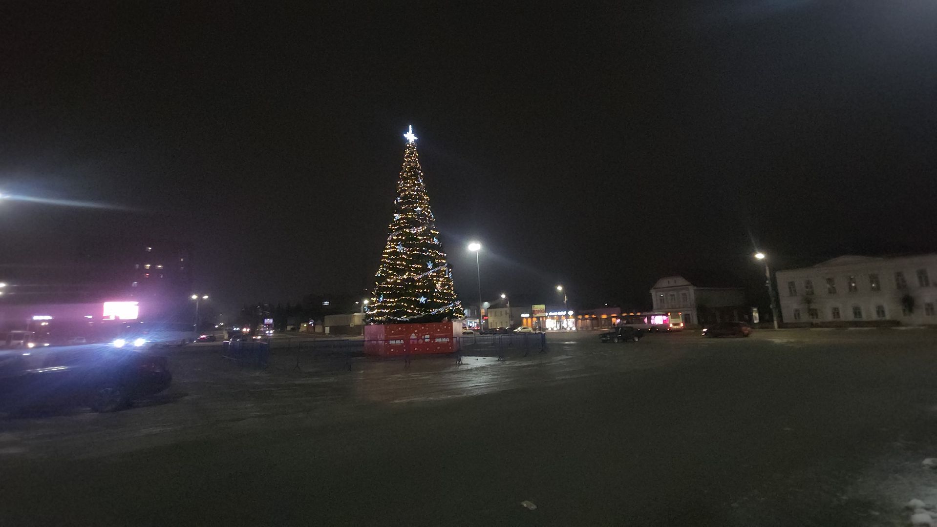 Павловский Посад, Городской округ Павловский Посад, Жители, украсили площадь, Елка, Гирлянды, Праздники, вертикалка, вертикальное видео,