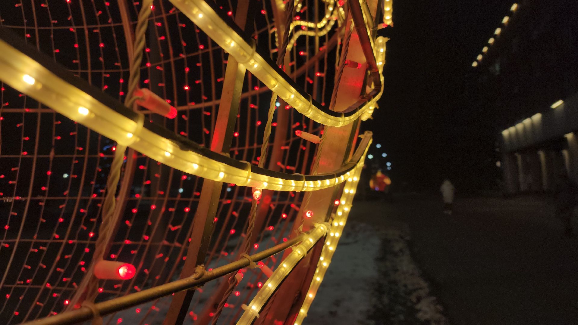 Павловский Посад, Городской округ Павловский Посад, Жители, украсили площадь, Елка, Гирлянды, Праздники, вертикалка, вертикальное видео,