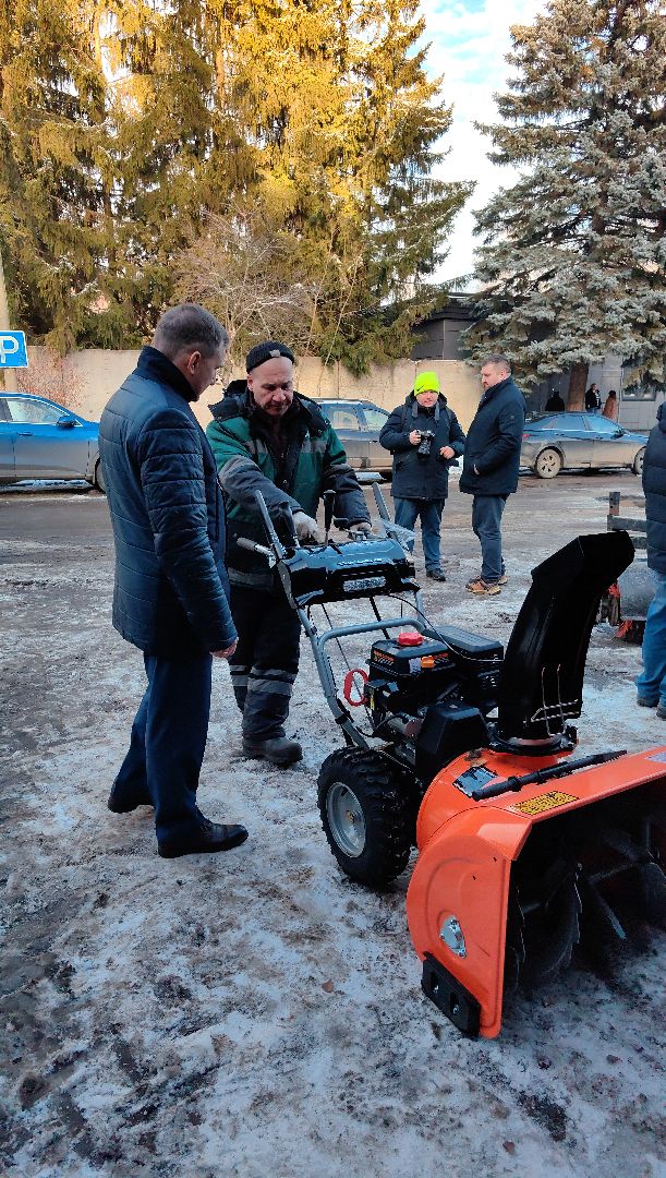 Снегоуборщики, техника, автопарк, песок, соль, дороги, вертикалки,