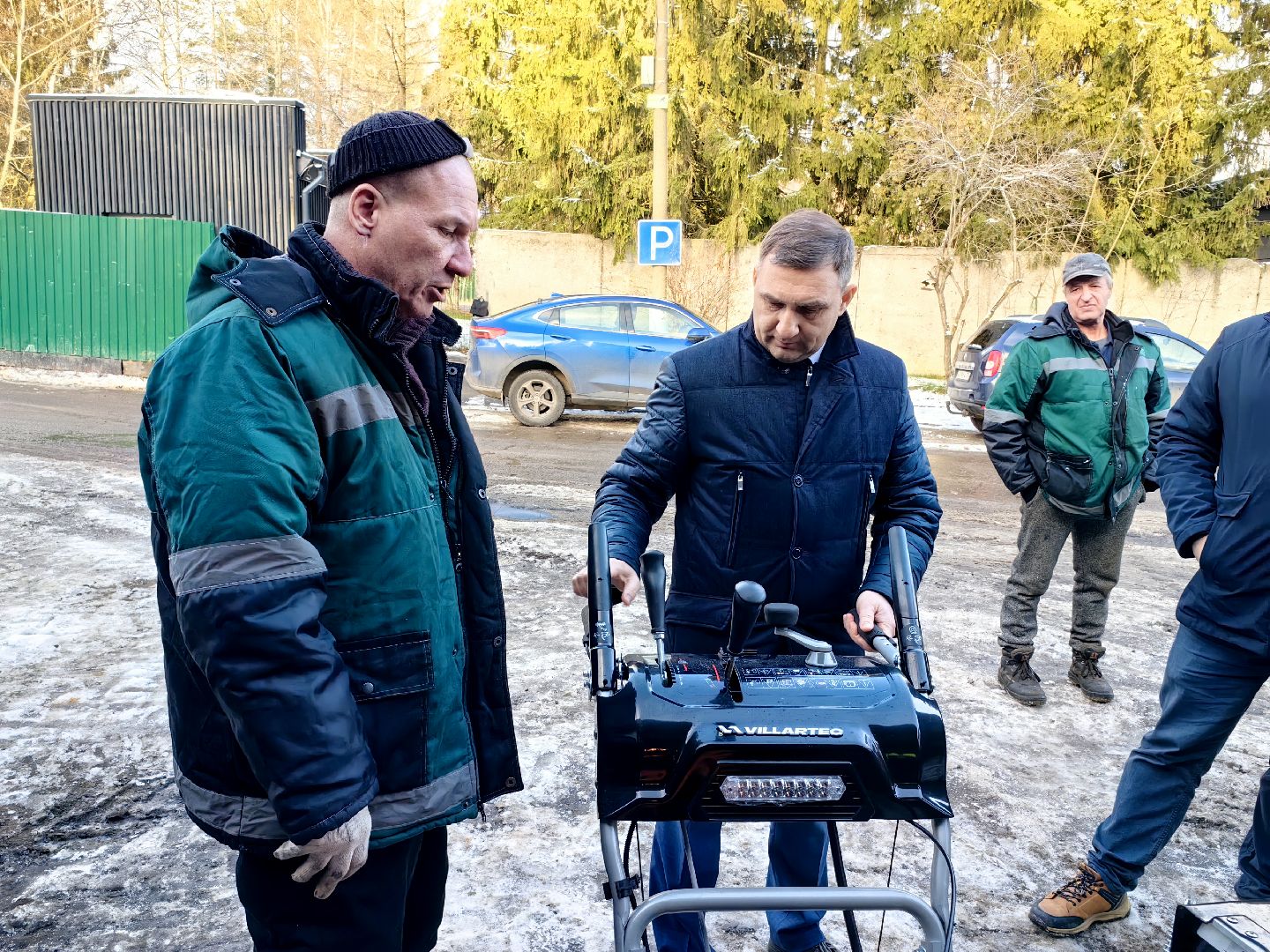 Снегоуборщики, техника, автопарк, песок, соль, дороги, вертикалки,