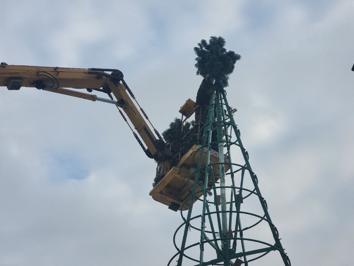 подольск, новый год, украшение города к новому году, новогодняя елка, вертикалки,