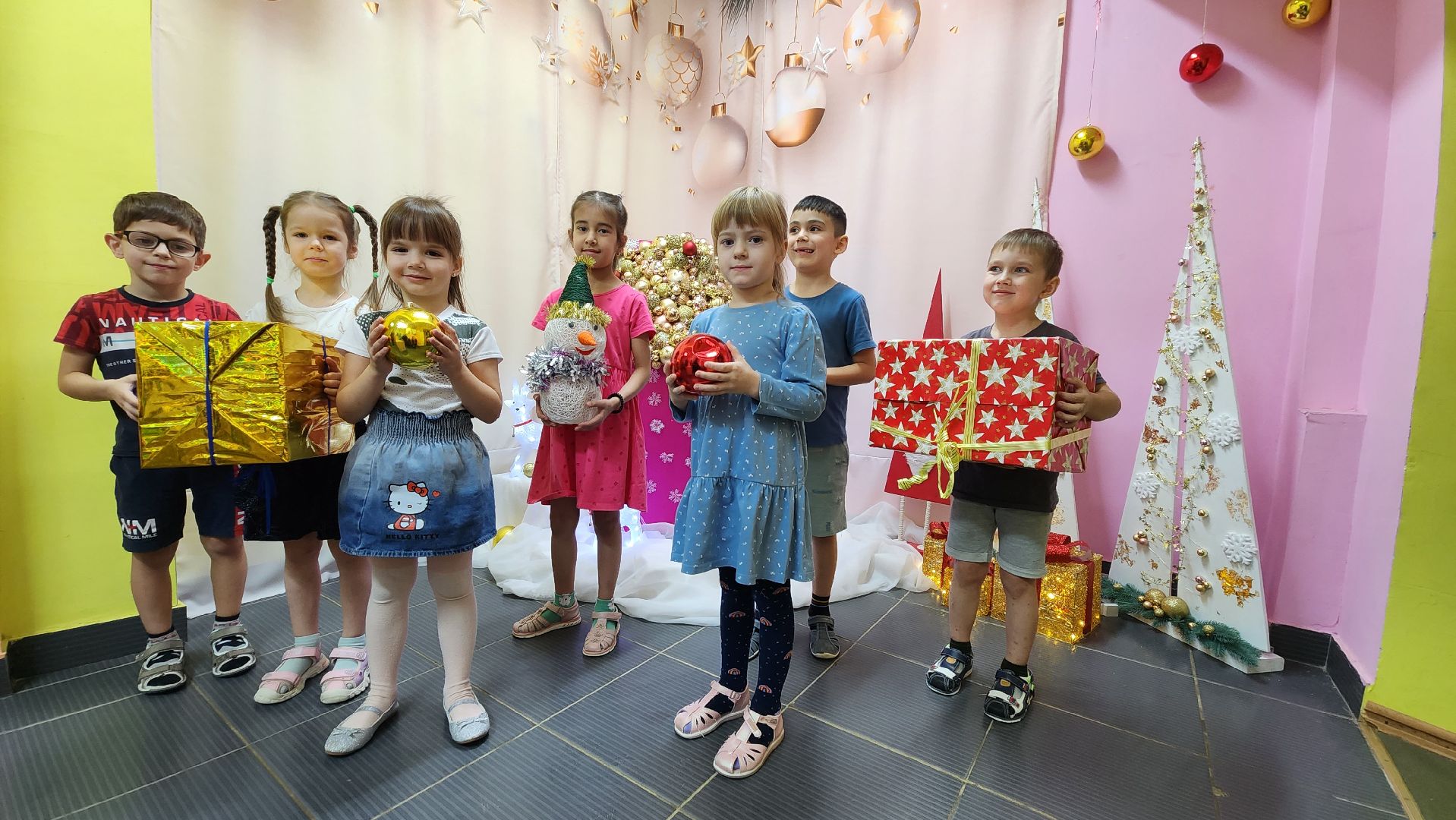 детский сад, Украшения, снеговик, Лобня, вертикалки,