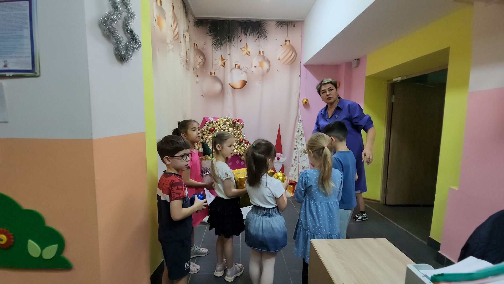 детский сад, Украшения, снеговик, Лобня, вертикалки,