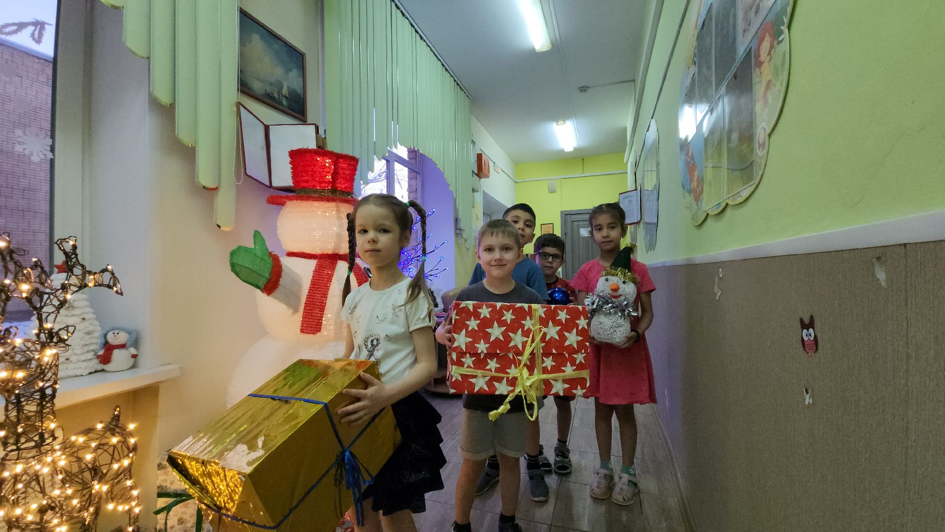 детский сад, Украшения, снеговик, Лобня, вертикалки,