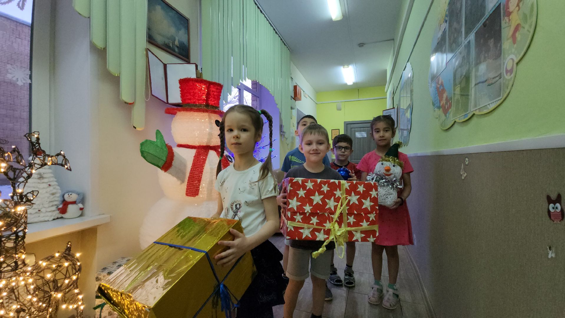 детский сад, Украшения, снеговик, Лобня, вертикалки,