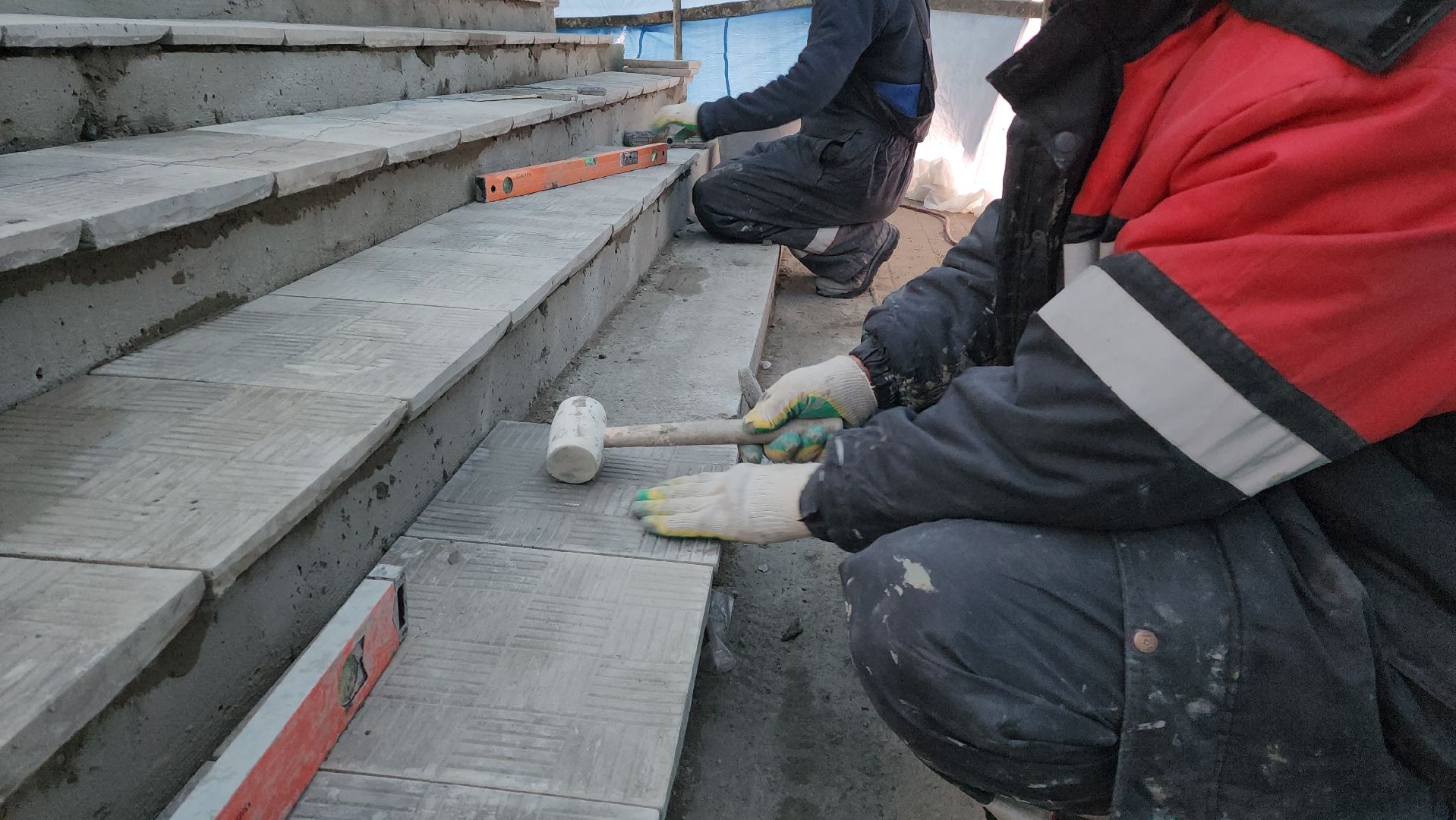 Ремонта лестницы, входная группа, дворец культуры, Лобня, вертикалки,