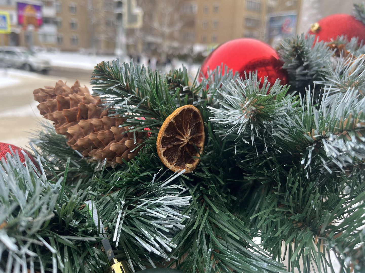новый год, новогоднее настроение, украшение города к новому году, Праздник, благоустройство, Руза, рузский городской округ, вертикалки,