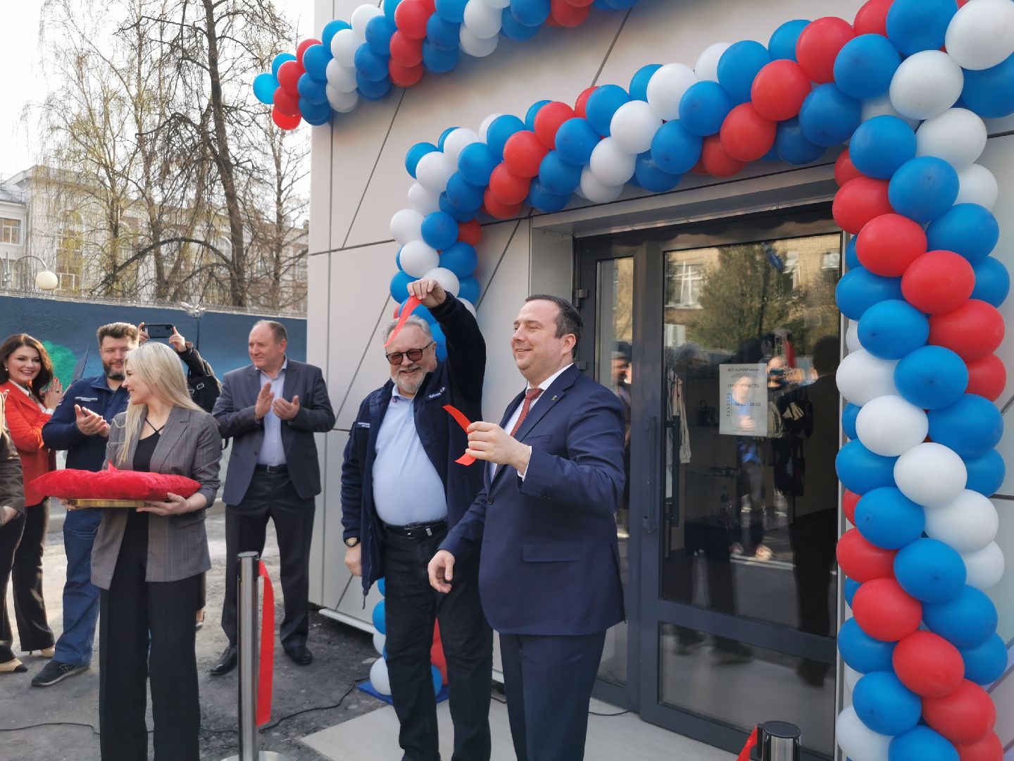 Роскосмос, торговля, ЦНИИмаш, ЦУП