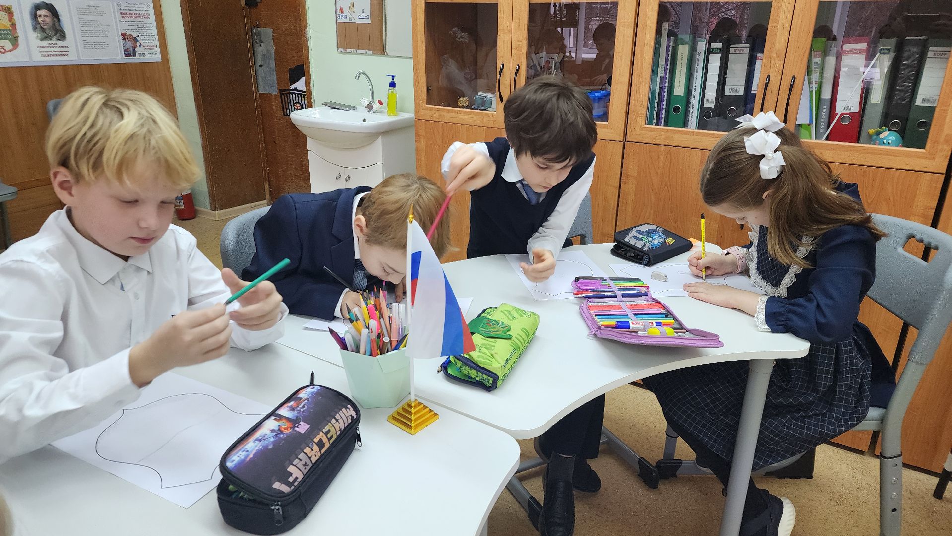 протвино, герб, гимназия, государственный праздник, школьники,