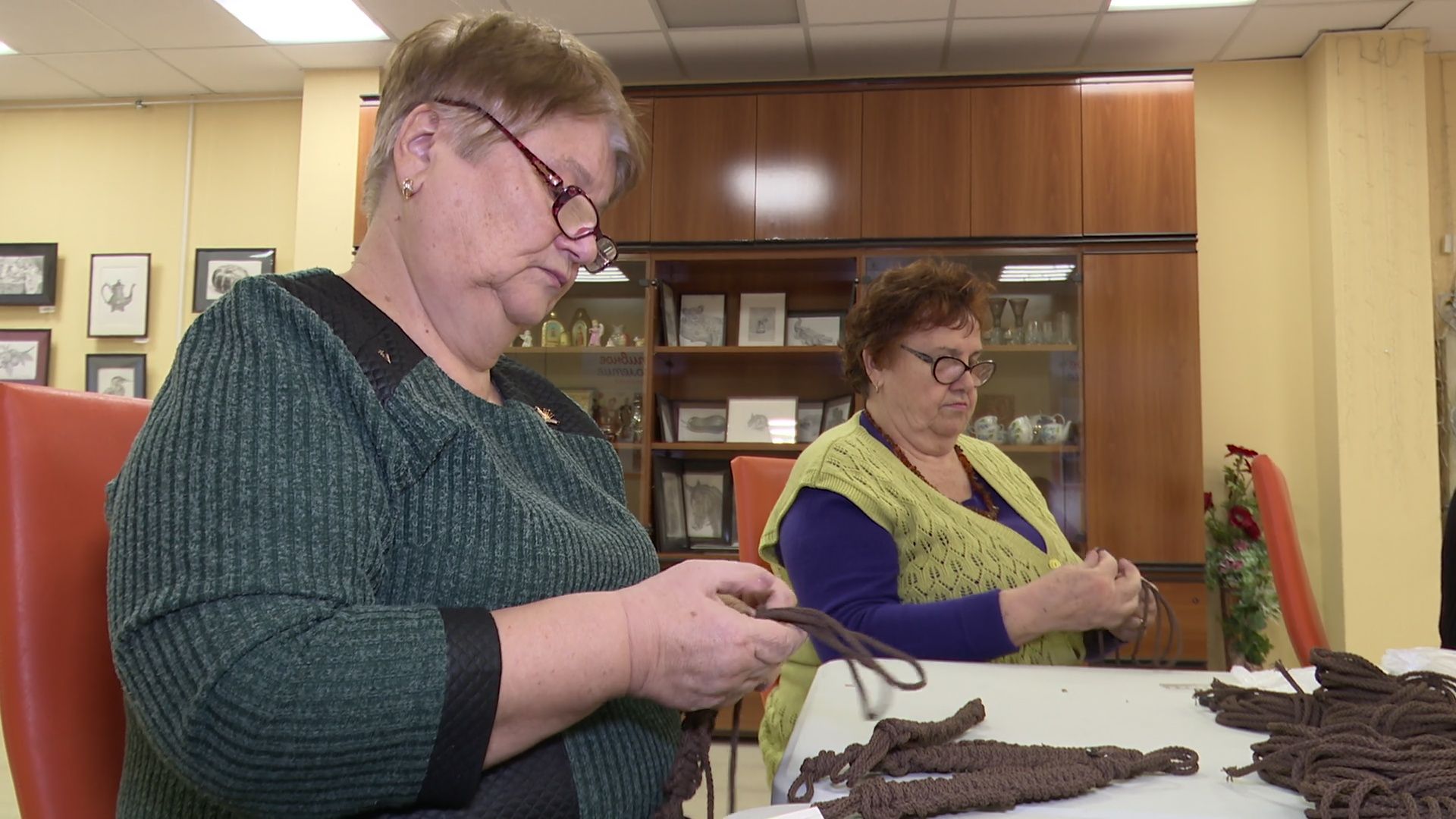 Реутов, вертикалки, тактические браслеты, СВО, маскировочные сети, плетение,