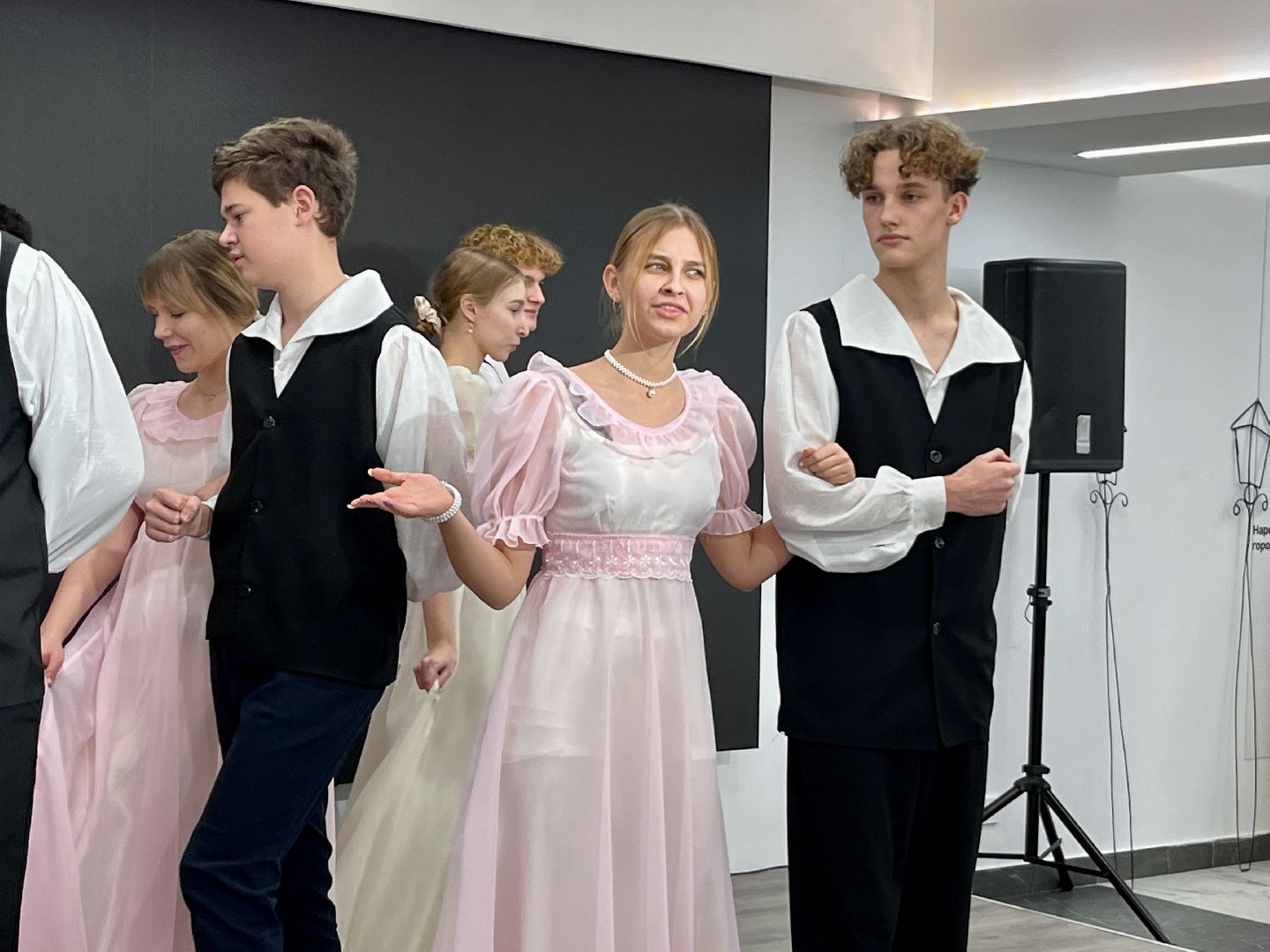 вертикальное видео, наро-фоминск, наро-фоминский городской округ, цдк звезда, александр пушкин, пушкиниана, вертикалка