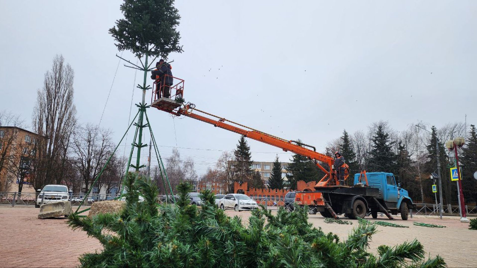 вертикалки, Серебряные Пруды, главная елка, площадь Чуйкова, новый год,