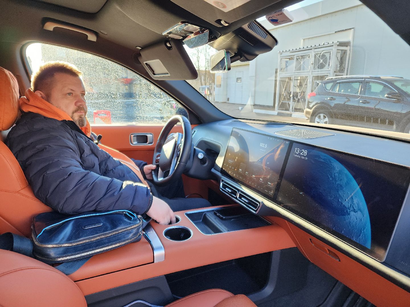 Чехов, электрический автомобиль, электрокар, электромобиль, преимущества, плюсы, техническое обслуживание, зарядка, подзарядка, эксплуатация, технические характеристики,