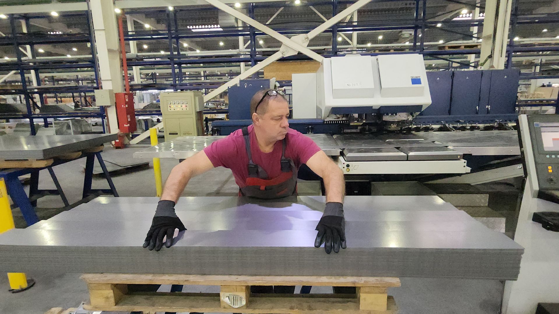 серпухов, слз, производство лифтов, дизайнерский лифт, экономика, завод, вертикалки,