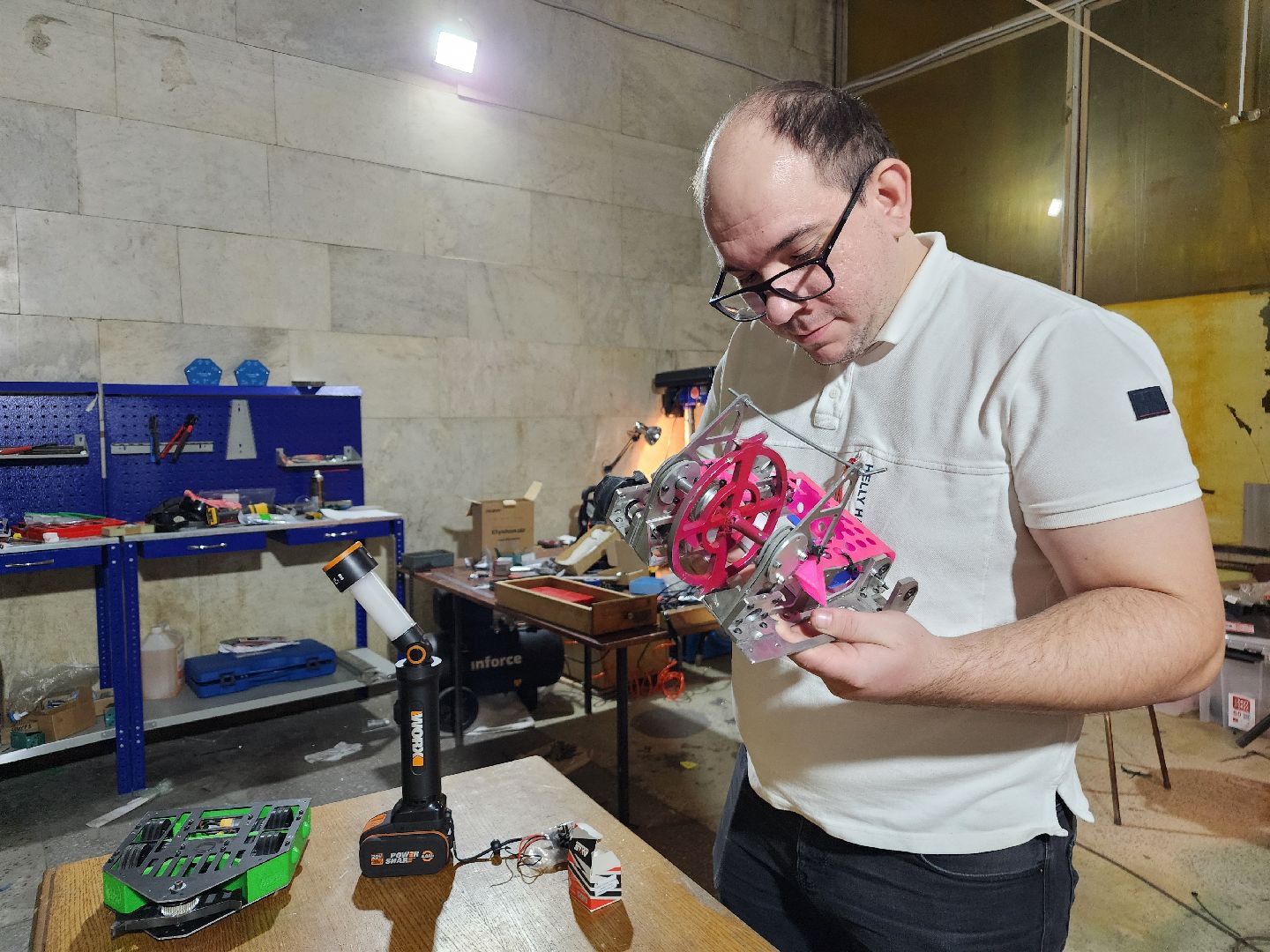 робототехника, битва роботов, фрязино, чемпионат, технологии,