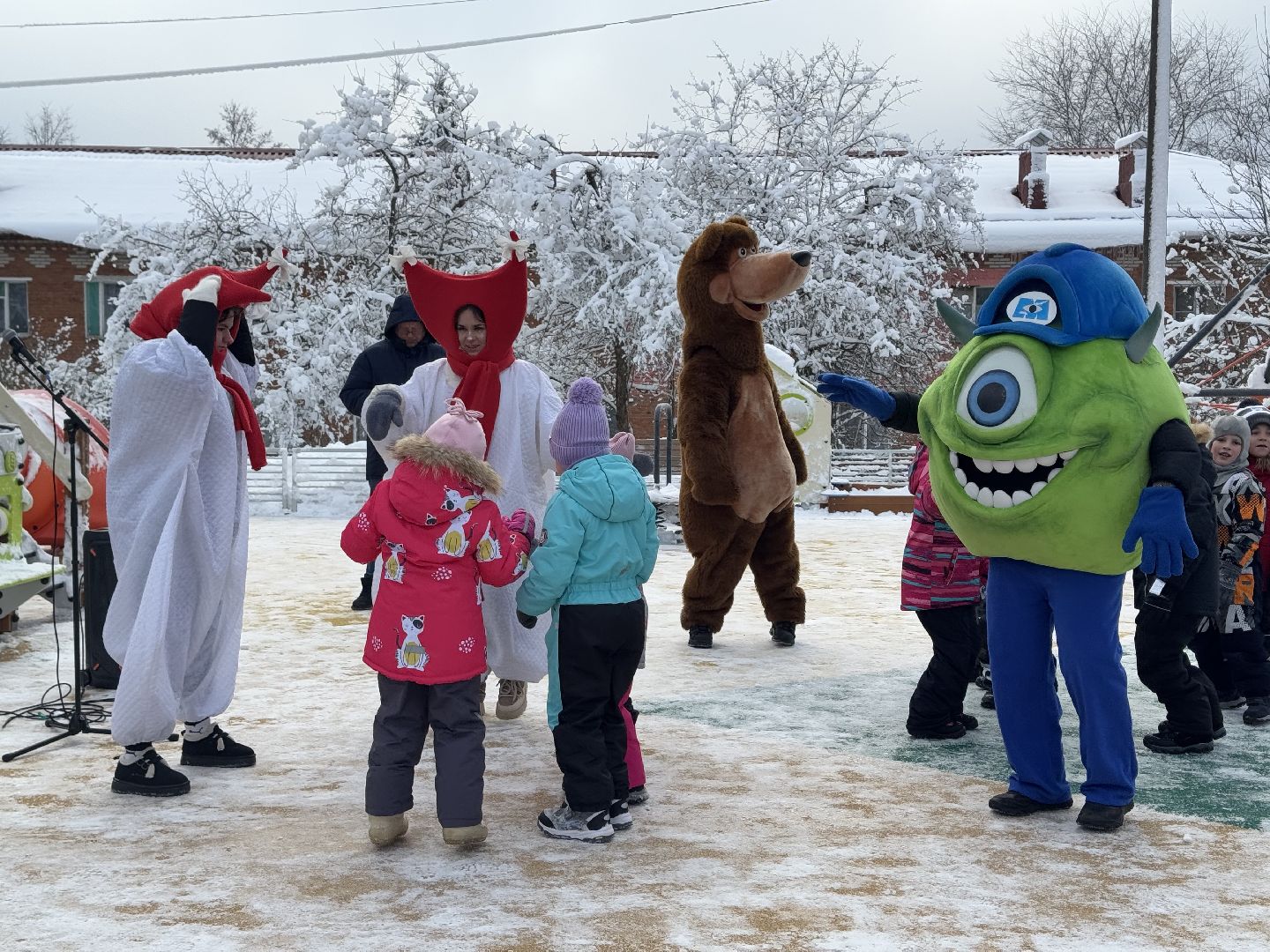шаховская, детская площадка, новая детская площадка, вертикалки,